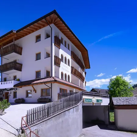 Aparthotel Barbara Colfosco